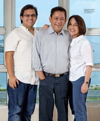 Margot Osmeña and family